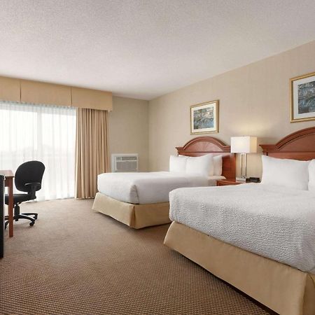 Days Inn By Wyndham London Eksteriør bilde
