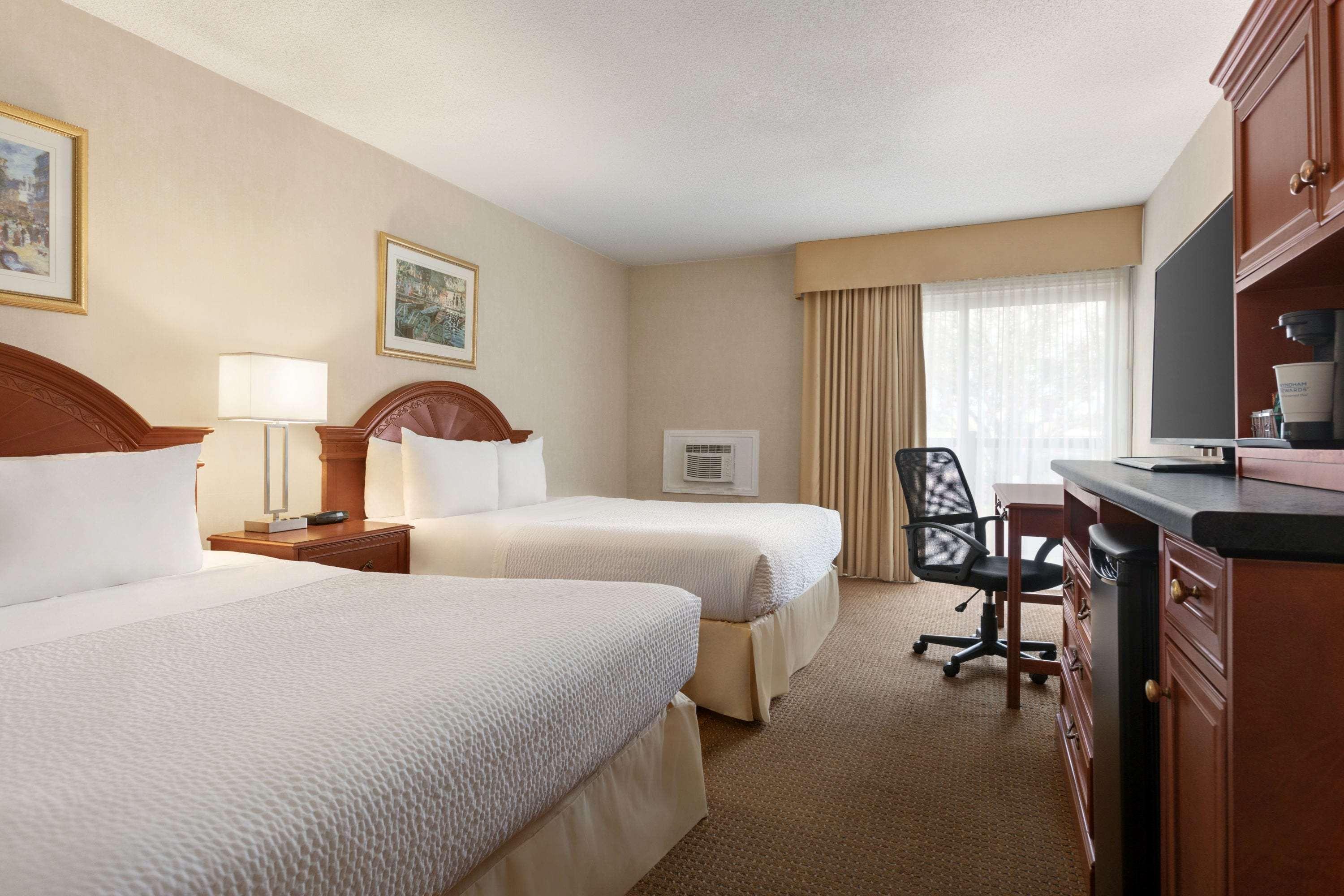Days Inn By Wyndham London Eksteriør bilde
